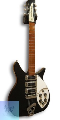 Rickenbacker 320