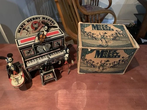 1930’s MARX MERRY MAKERS BAND With Marquee TIN WIND UP w/ Original Green BOX