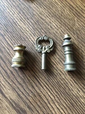 Vintage Lot of 3 Brass Lamp Shade Finials 1 3/4”, 1 3/4”, 1” Tall