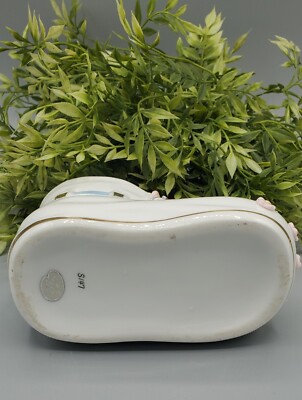 Beautiful Vintage Napco Baby Bootie Planter signed S147 w/Sticker