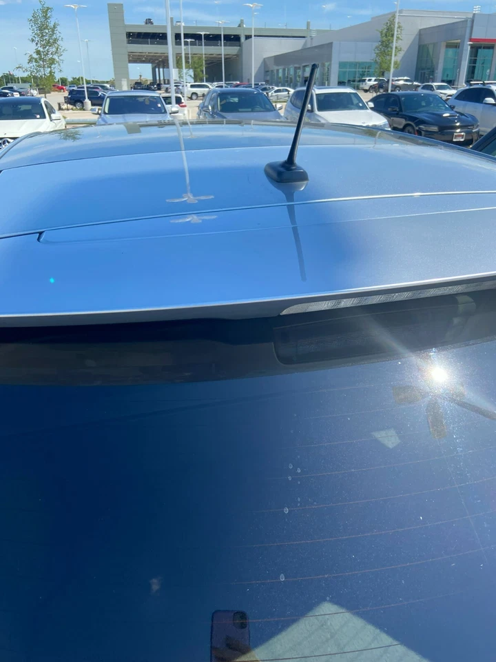 Antena 7" negra para Toyota Venza 2009-2016 Foto 3 de 4