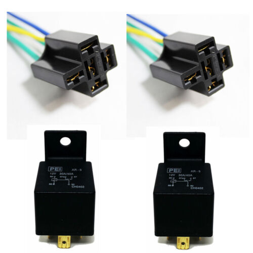 2 relè per auto 12 V 30/40 amp 5 pin SPDT con fili e set prese imbracature - Foto 1 di 9