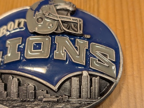 1990 Siskiyou 3" Gürtelschnalle Detroit Löwen NFL Football emailliert Zinn USA sehr guter Zustand - Bild 4 von 9