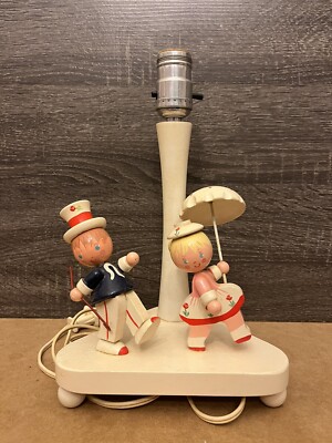 Vintage Underwriters Laboratories Wooden Nursery Portable Lamp Dance READ