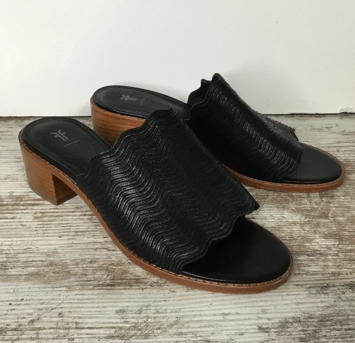 Frye Cindy Wave Mule Wedge Sandals Black Leather Women Sz 6.5 FIT LIKE 7.5