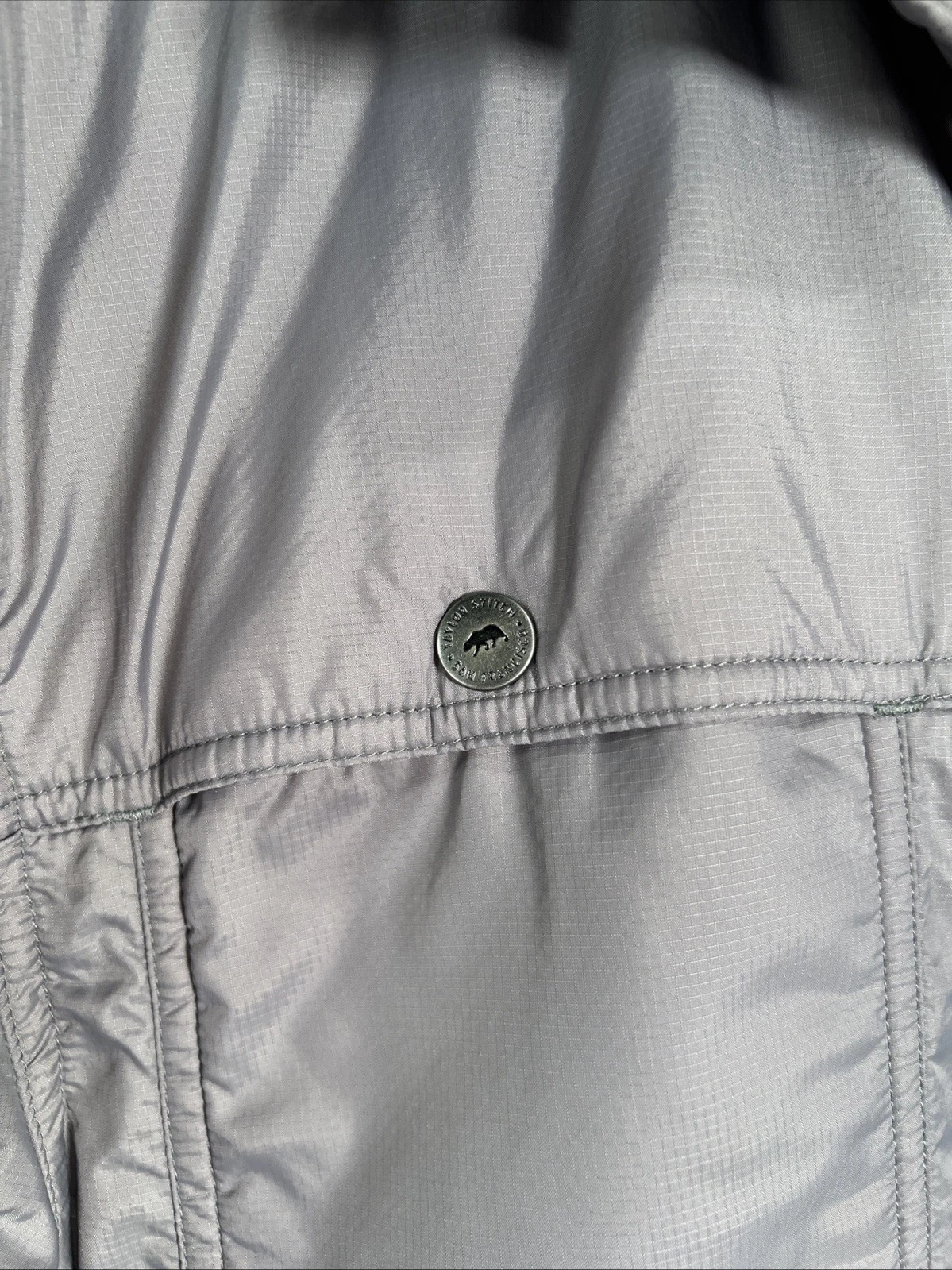 Huckberry Taylor Stitch Gray Utility Nylon Jacket Full Zip Men’s 44 Lightweight - product detail image 3