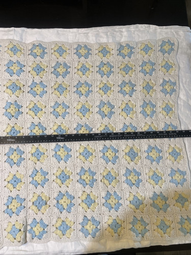 Vintage Handmade Granny Square Crochet Afghan Baby Boy Blues Lap Blanket - Picture 3 of 6