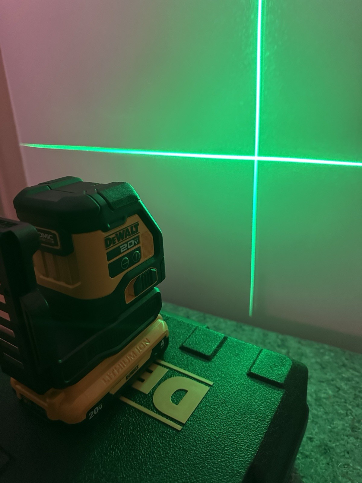 DEWALT DCLE34021B 20V MAX Cordless Green Cross Line Laser (Tool Only)