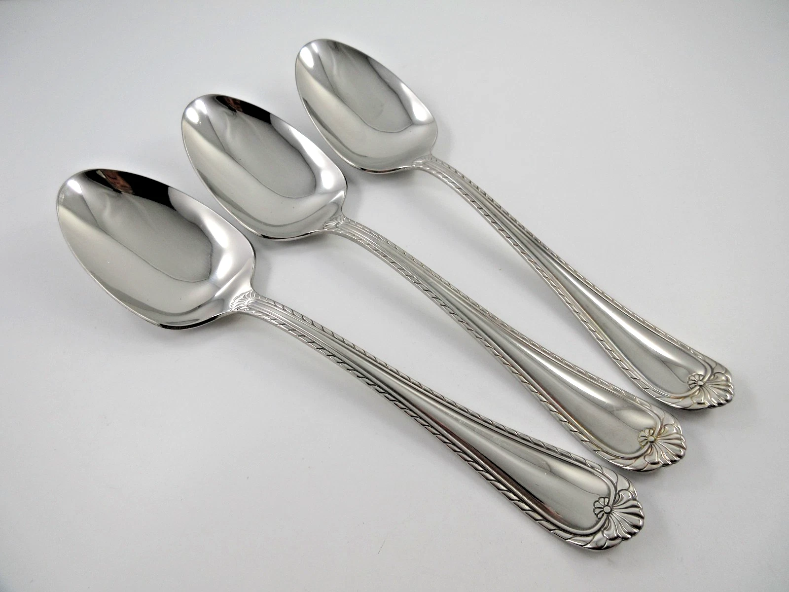 Oneida Community CAMELOT 3 Serving Spoons Glossy Stainless Steel Flatware