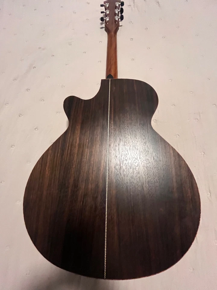 chitarra acustica usata DOWINA DANUBIUS di liuteria Slovacca come nuova .  - Immagine 3 di 4