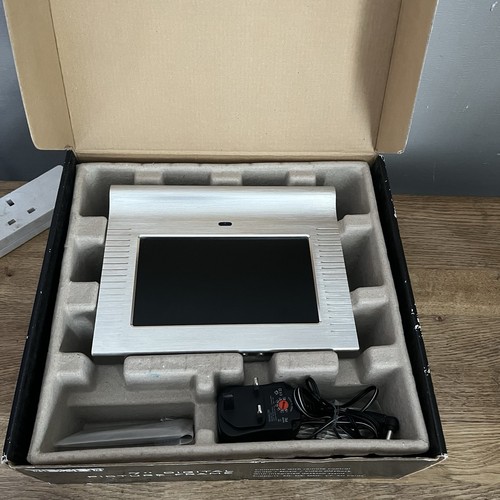Texet 7” Digital Picture Frame Silver Metal Design - Photo 15/19