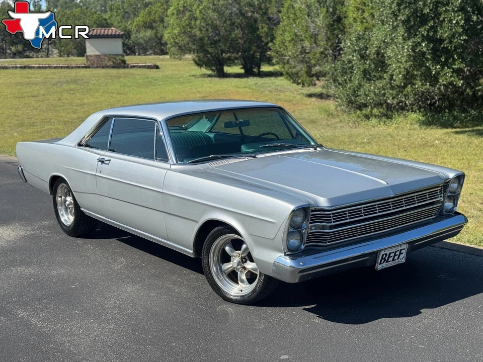 Ford Galaxie Fastback Coupe V8 1966 - Imagem 4 de 4