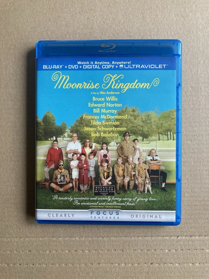 Moonrise Kingdom (Blu-ray + DVD + Digital Copy, 2012, 2-Disc Set) Wes Anderson - Image 3 of 4