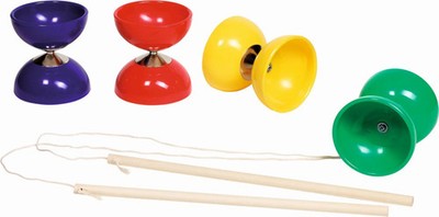 Diabolo mit Stöckern und Schnur | Deutsch | 2024 | Gollnest & Kiesel GmbH &