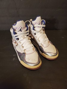 air jordan white purple