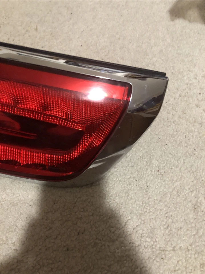 Lámpara trasera LED interior izquierda Lincoln MKX 2011-2015 FABRICANTE DE EQUIPOS ORIGINALES - lado del conductor Foto 4 de 4