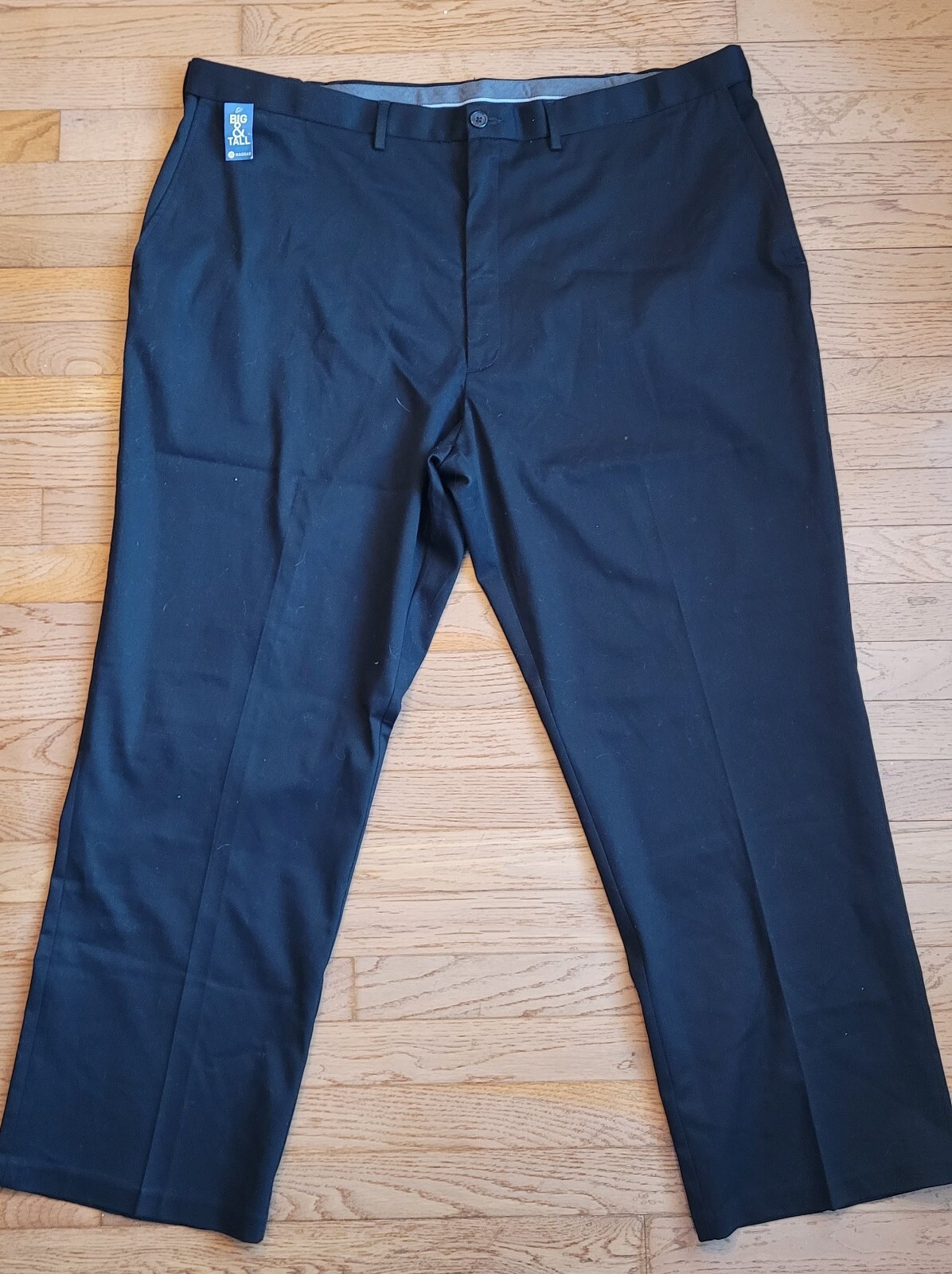 Haggar Men's Classic Fit Expandable Waist Flat Front Pants black 46X32