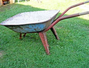 "Capito" Alte Schubkarre (ohne Rad) rostig als GartenDeko eBay