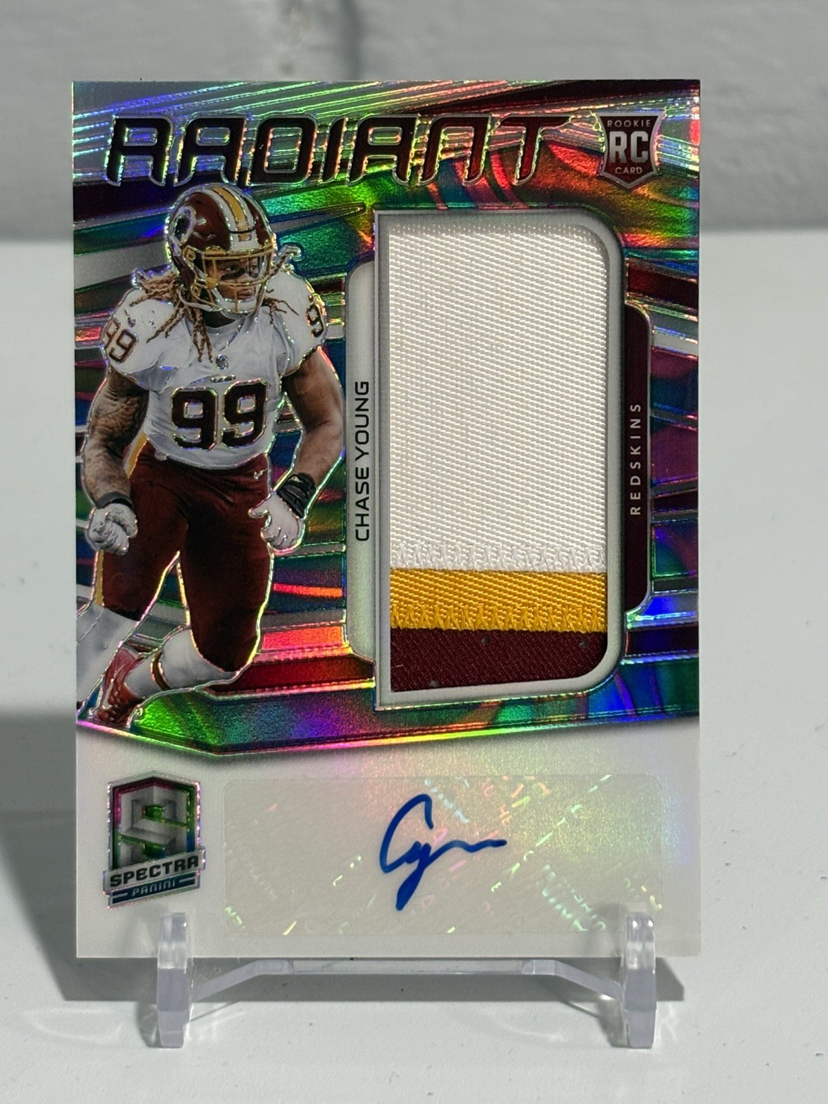 Chase Young Panini Spectra Radiant Rookie Patch Signatures #8 Base