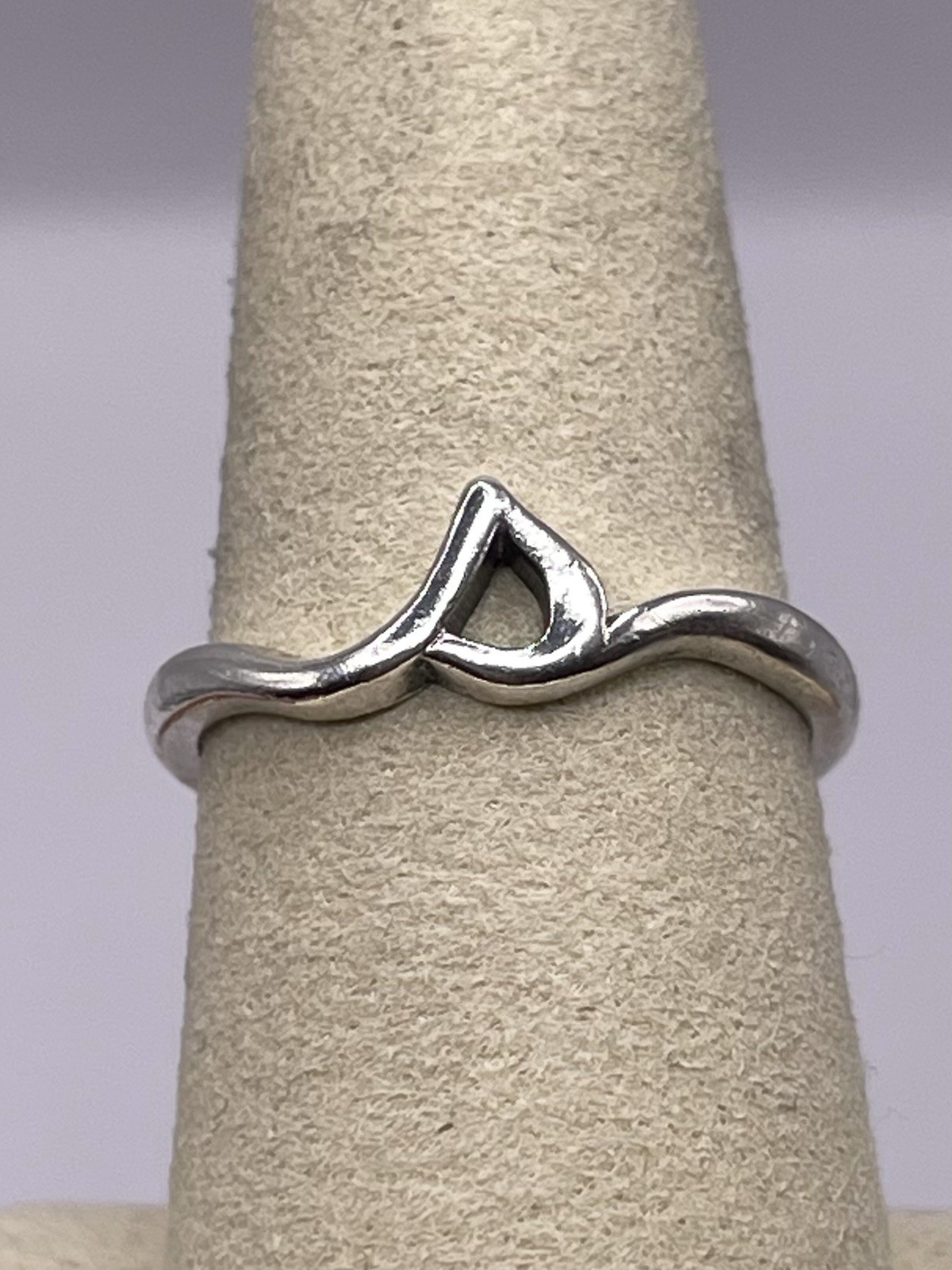 James Avery Letter S Script Initial Ring Size 8 S… - image 1