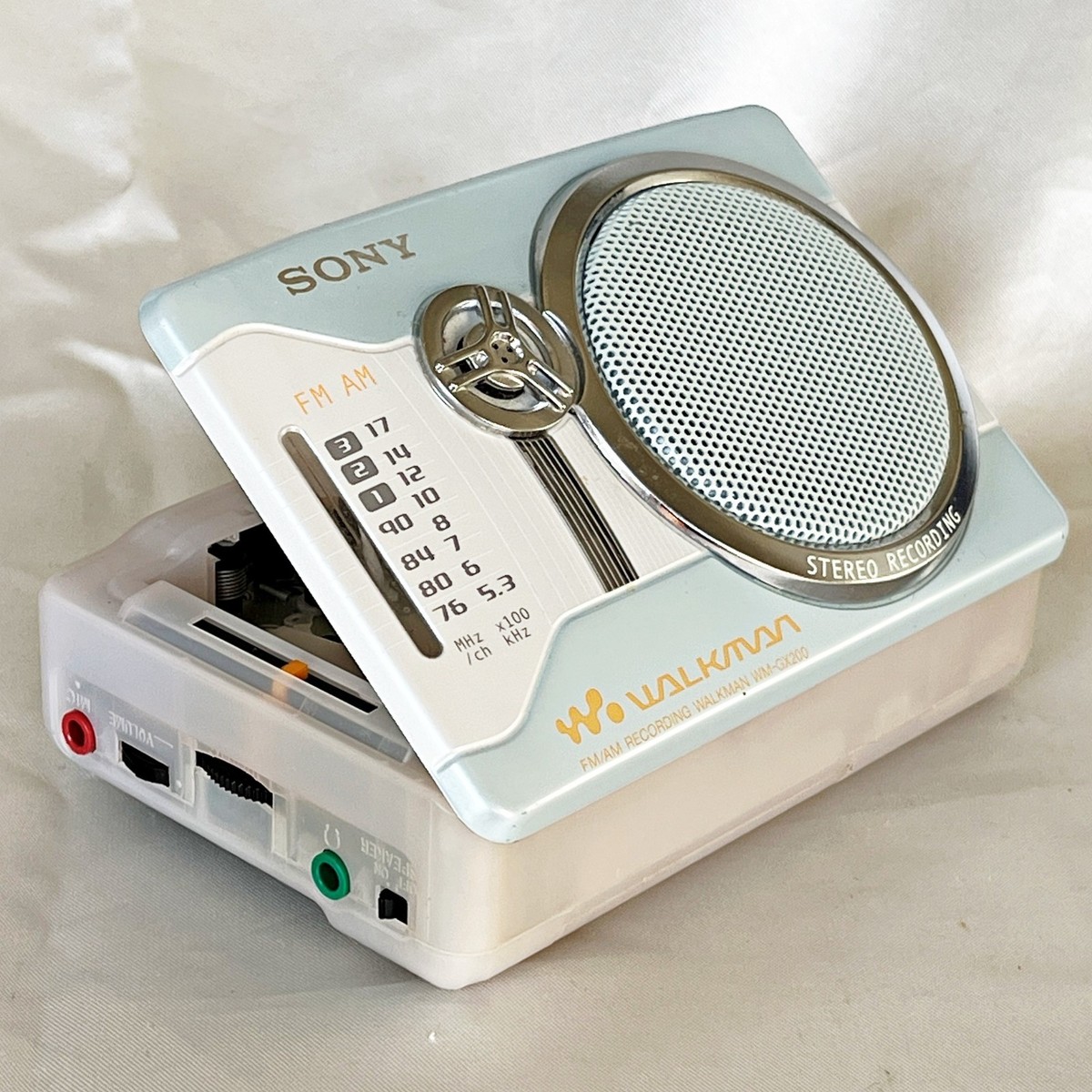 SONY WALKMAN カセット WM-GX200 完動品 Sony Walkman WM-GX200 radio cassette player Pink retro cassette