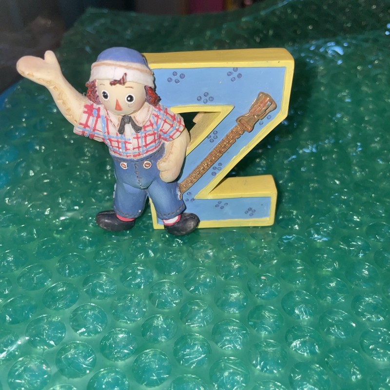 Raggedy Ann & Andy Alphabet Andy Z For Zipper Figurine