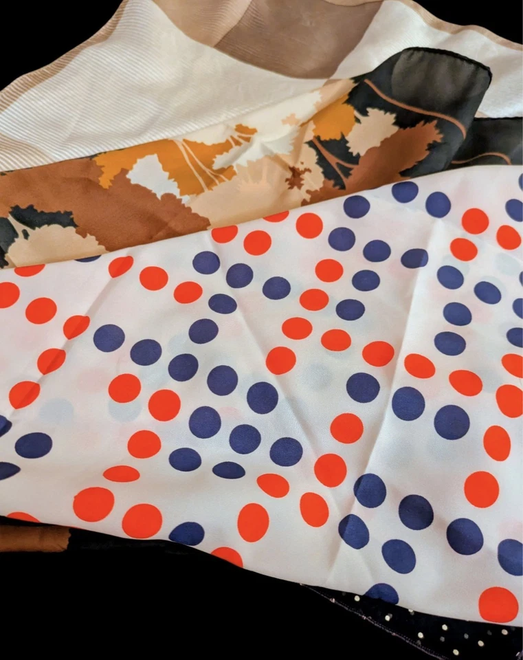 Lote De 4 Bufandas Cuadradas Vintage Años 70 21" Pulgadas Seda Y Poliéster Foto 2 de 4