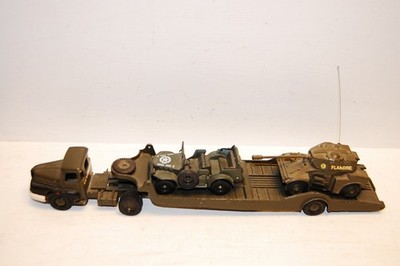 alter Dinky Super Toys Militär Transporter 39 A + Solido Spähwagen 240 + Dodge