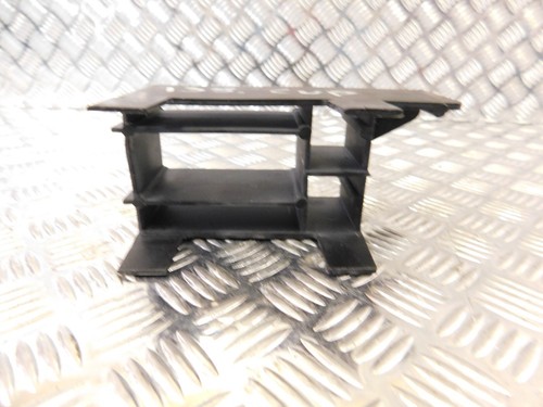 893906287D Audi 80 90 B3 B4 Coupe Motorsteuergerät Halterung