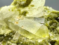 16.6 Gram Beautiful Terminated Epidote Combine with Quartz From Pakistan
