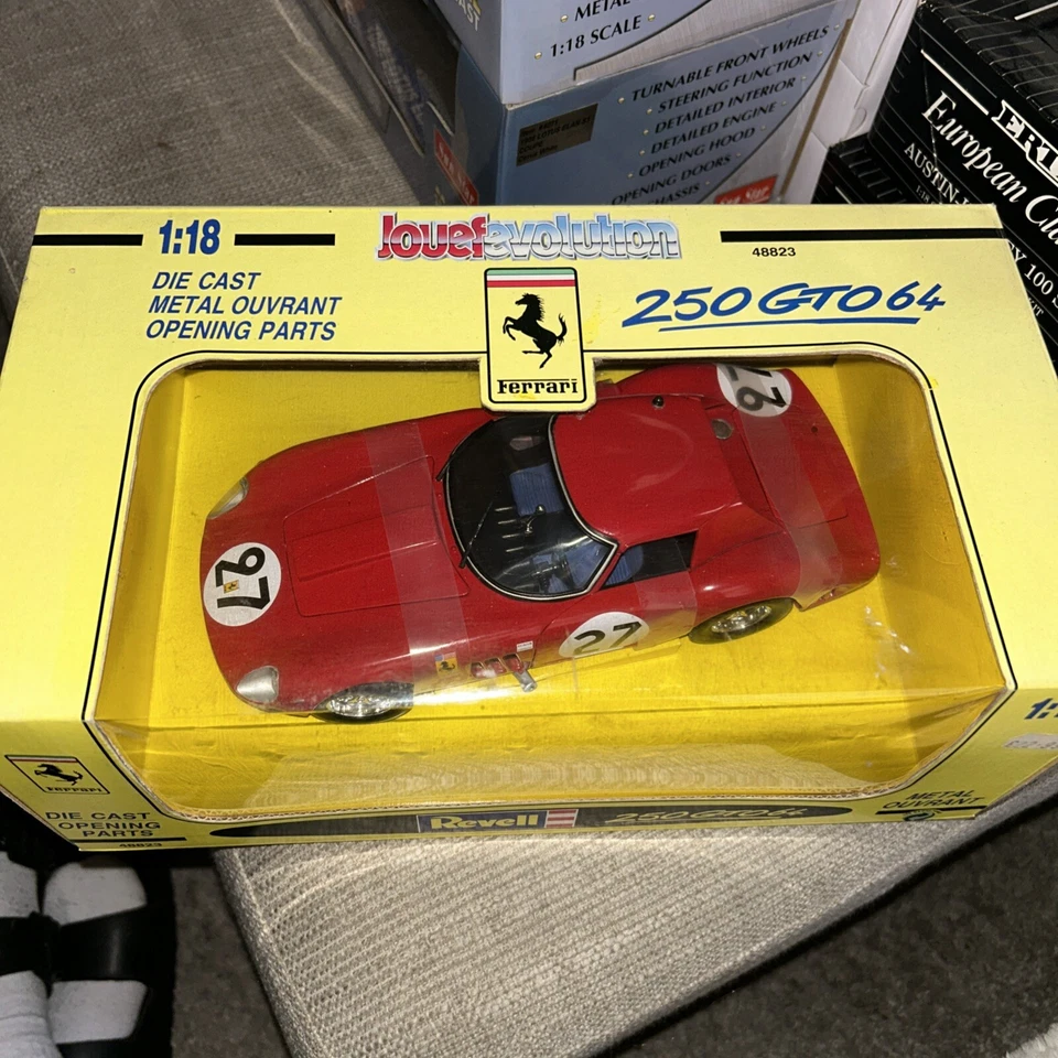 Revell 1964 #27 Ferrari 250 GTO 64 1:18 Scale Mint Boxed - Image 4 of 4