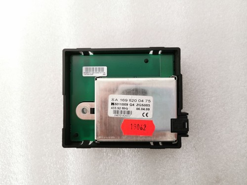 Mercedes B Klasse W245 Steuergerät Antennenverstärker Antenne - A1698200475