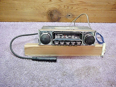 Vintage - Clarion AM FM Radio - Plays Well - Datsun?