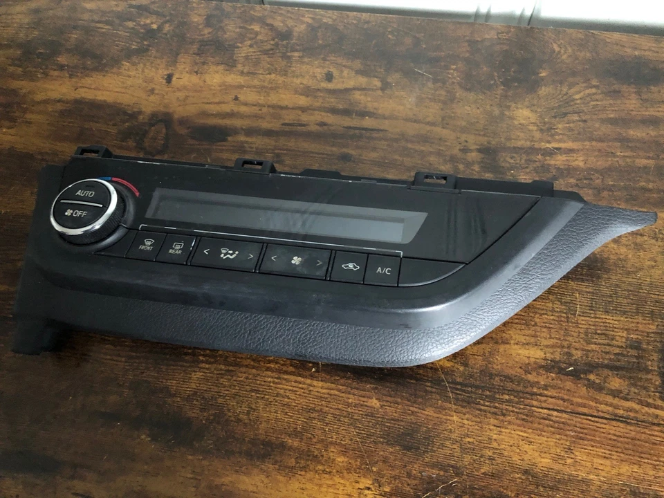 2014 - 2016 TOYOTA COROLLA Climate AC Heater Temperature Control OEM 55900-02500 - Image 3 of 4