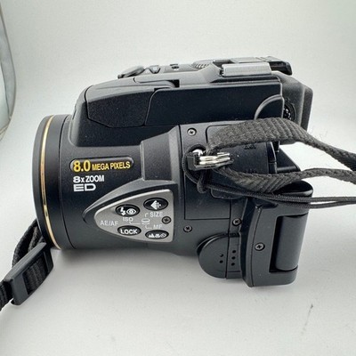 Nikon COOLPIX 8700 デジタルカメラ　動作確認済み Nikon COOLPIX 8700 Digital Camera 8MP 8x Zoom NIKKOR ED Lens