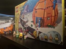 LEGO SpongeBob Krusty Krab (New) 3833 & Good Neighbors 3834 Sets (All Peices)
