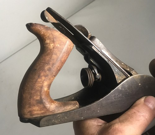 Vintage- Unbranded Wood Smooth Bottom Hand Plane-9-1/4" base - Picture 6 of 8