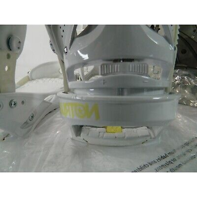 Burton Snowboard Bindings 2010 Lexa New Old Stock White Burton Snowboard Bindings 2010 Lexa New Old Stock White