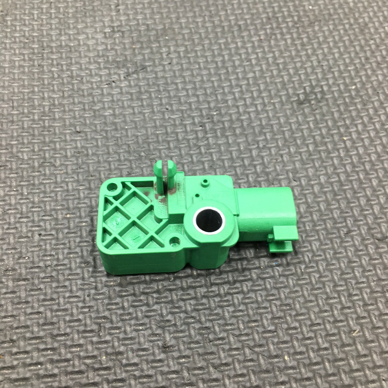 0814 VOLVO S80 Crash Impact Sensor OEM 31264409 eBay