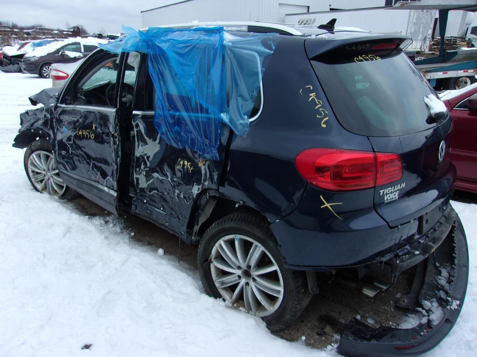 Vidrio de ventilación de puerta trasera derecha usado se adapta a: Volkswagen Tiguan 2013 tinte de privacidad o Foto 3 de 4