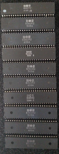 1 x MOS 8360 R2 Commodore +4/16/116 TED -- TESTED --