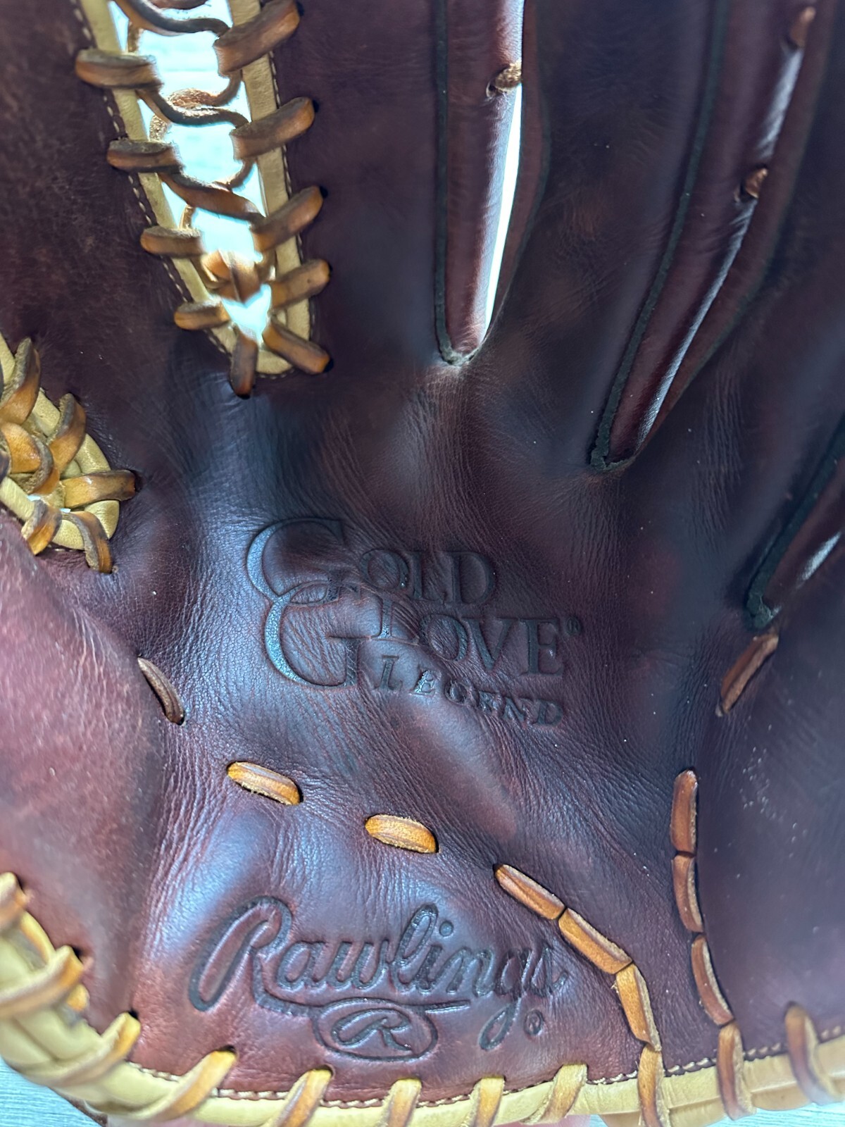 Rawlings GG601BRL Gold Glove Legend 12.75” Trapeze Baseball Glove Right