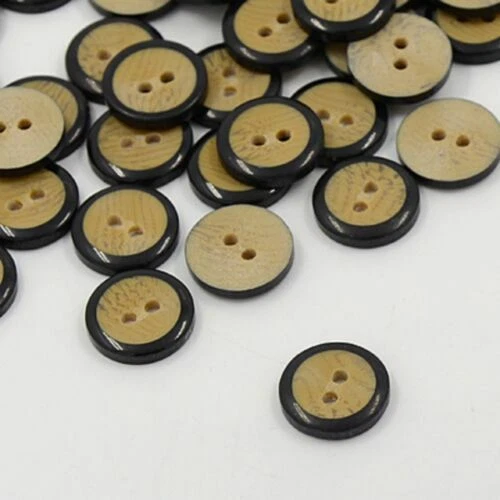 Boutons noirs pour couture en lot