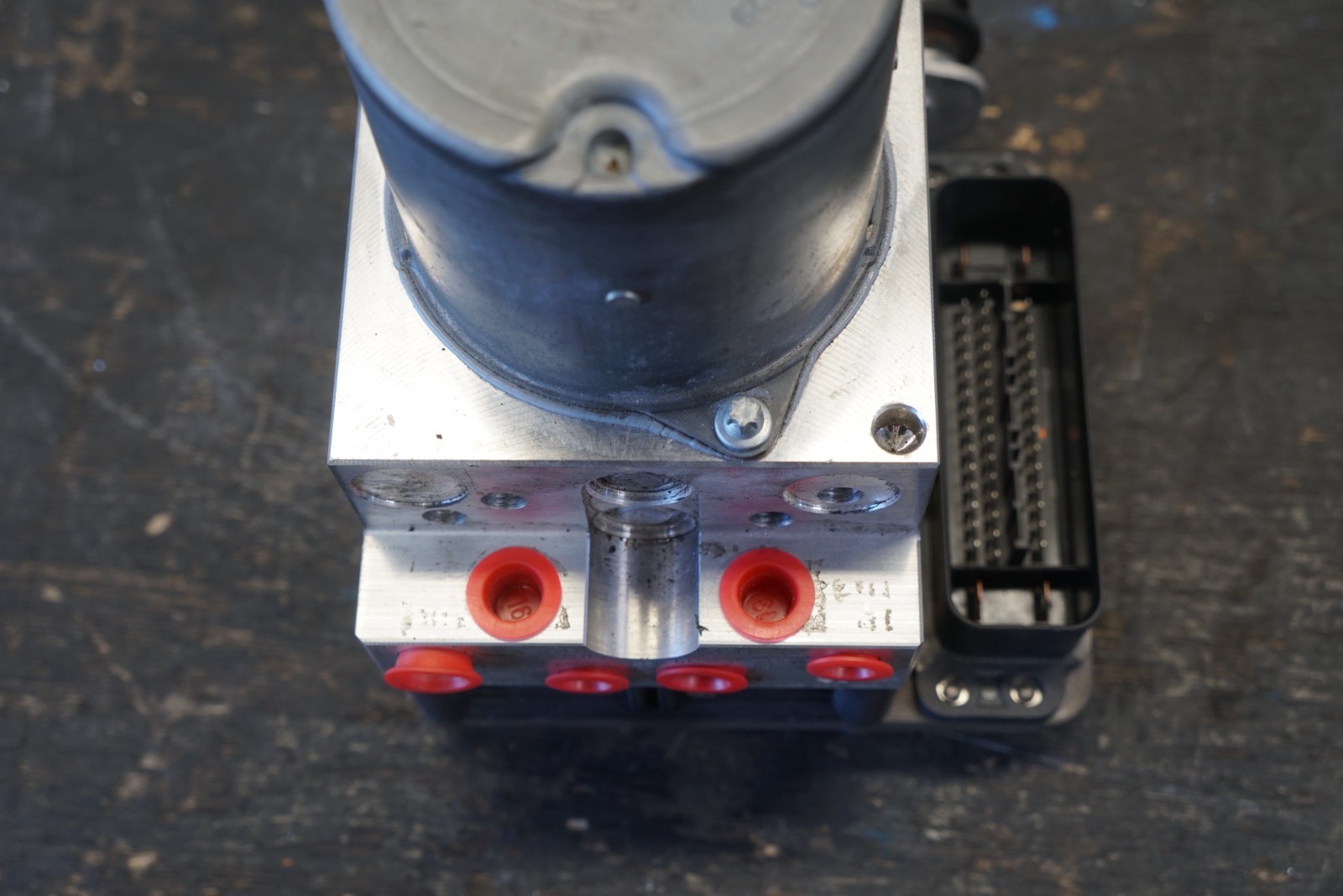 Audi R8 2017-2023 Abs control module P/N 4S0907379D