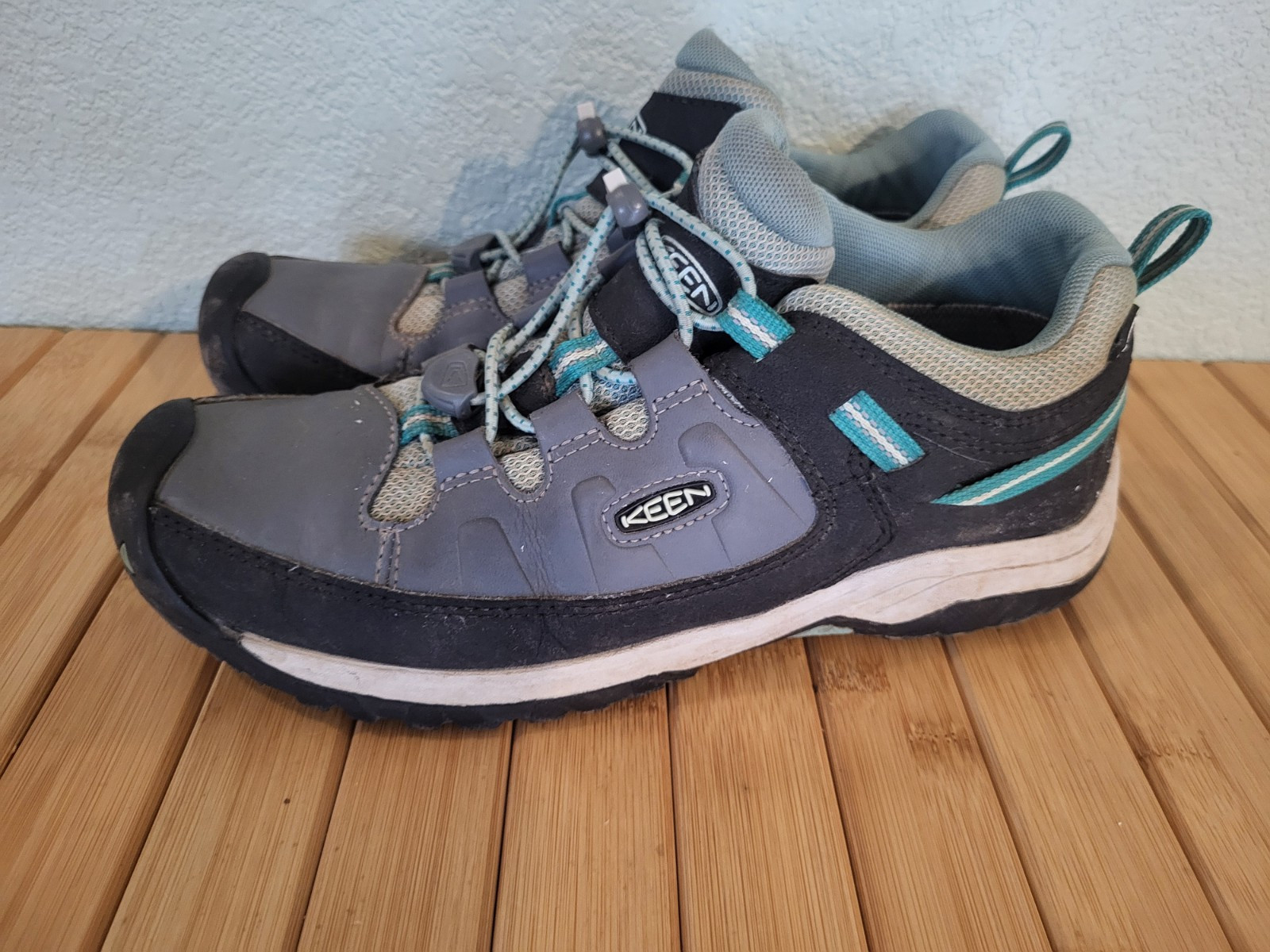 KEEN Scarpe da Escursionismo Bambina Targhee Basse Impermeabili Grigio Acciaio Wasabi Taglia 7
