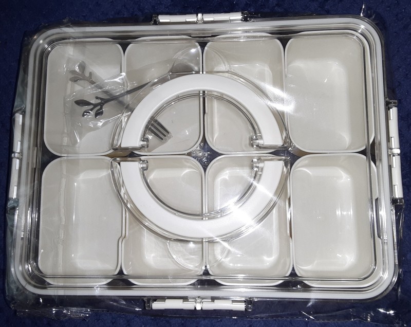 plastic snack bowl travel container w/8 bowls fork spoon NR 