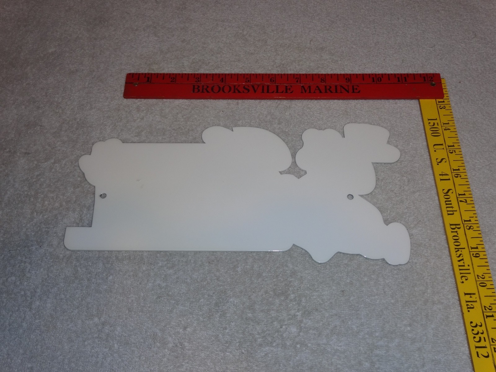 VINTAGE HAMM'S BEER BEAR SERVING HAMMS 1' METAL SKY BLUE WATER GASOLINE OIL SIGN