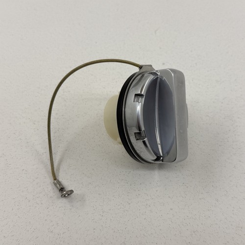 Aston Martin V8 2006-2017 Fuel tank filler Photo - $150