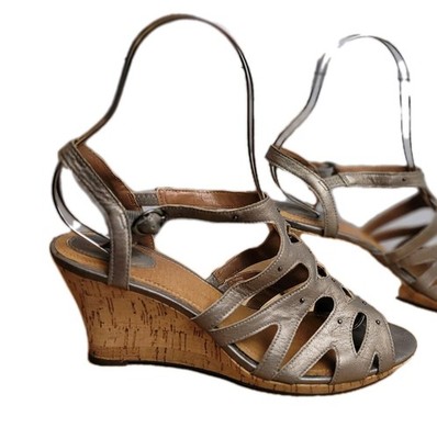 Clark's Artisan Metallic Leather Sandals Women's 9 Cork Wedge Heels Strappy Boho
