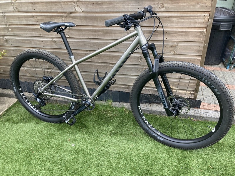 Sonder Broken Road S Titanium Hardtail MTB 12-Speed Hydraulic Disc Brakes